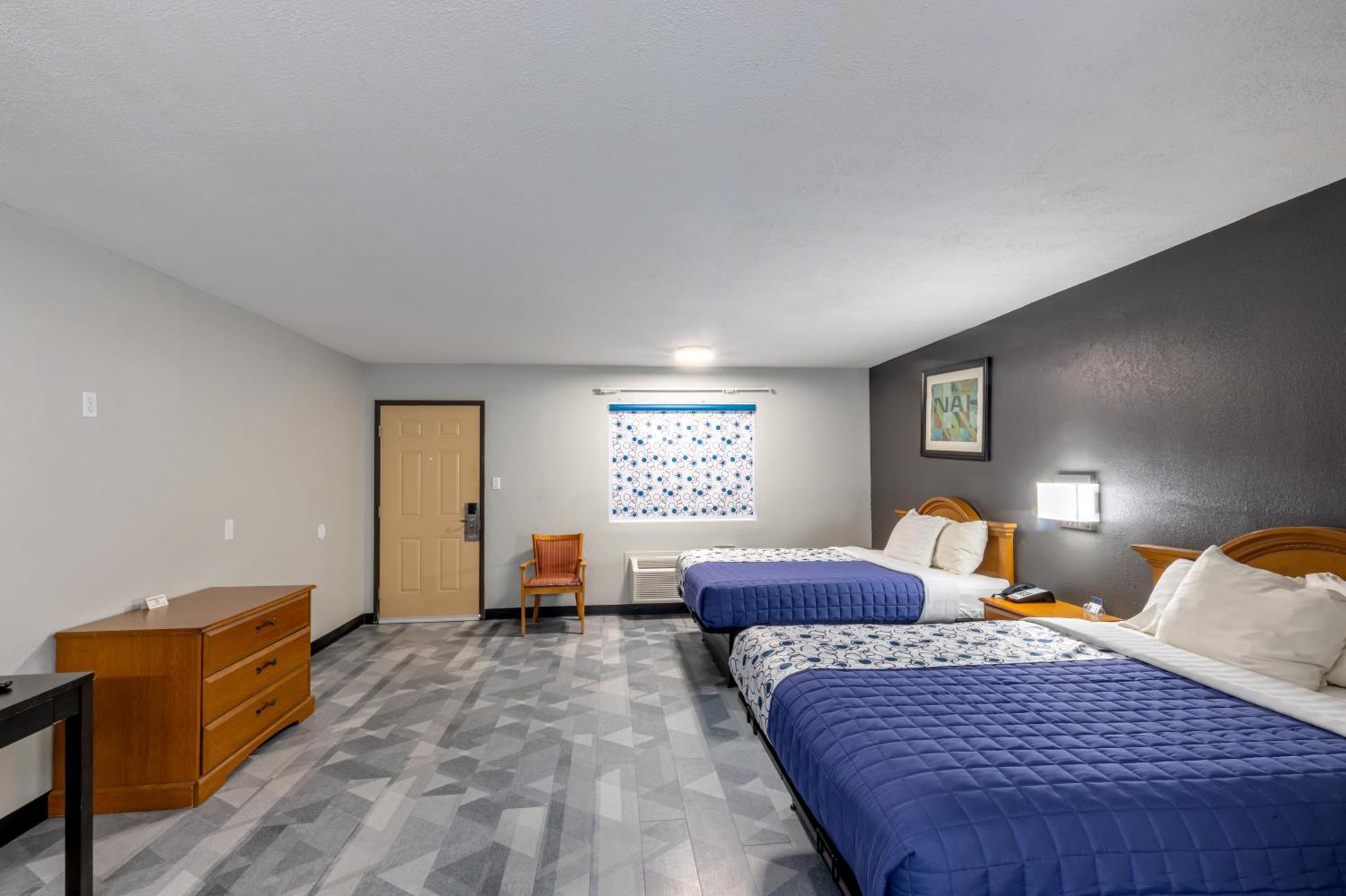 Freer Executive Inn And Studios Экстерьер фото